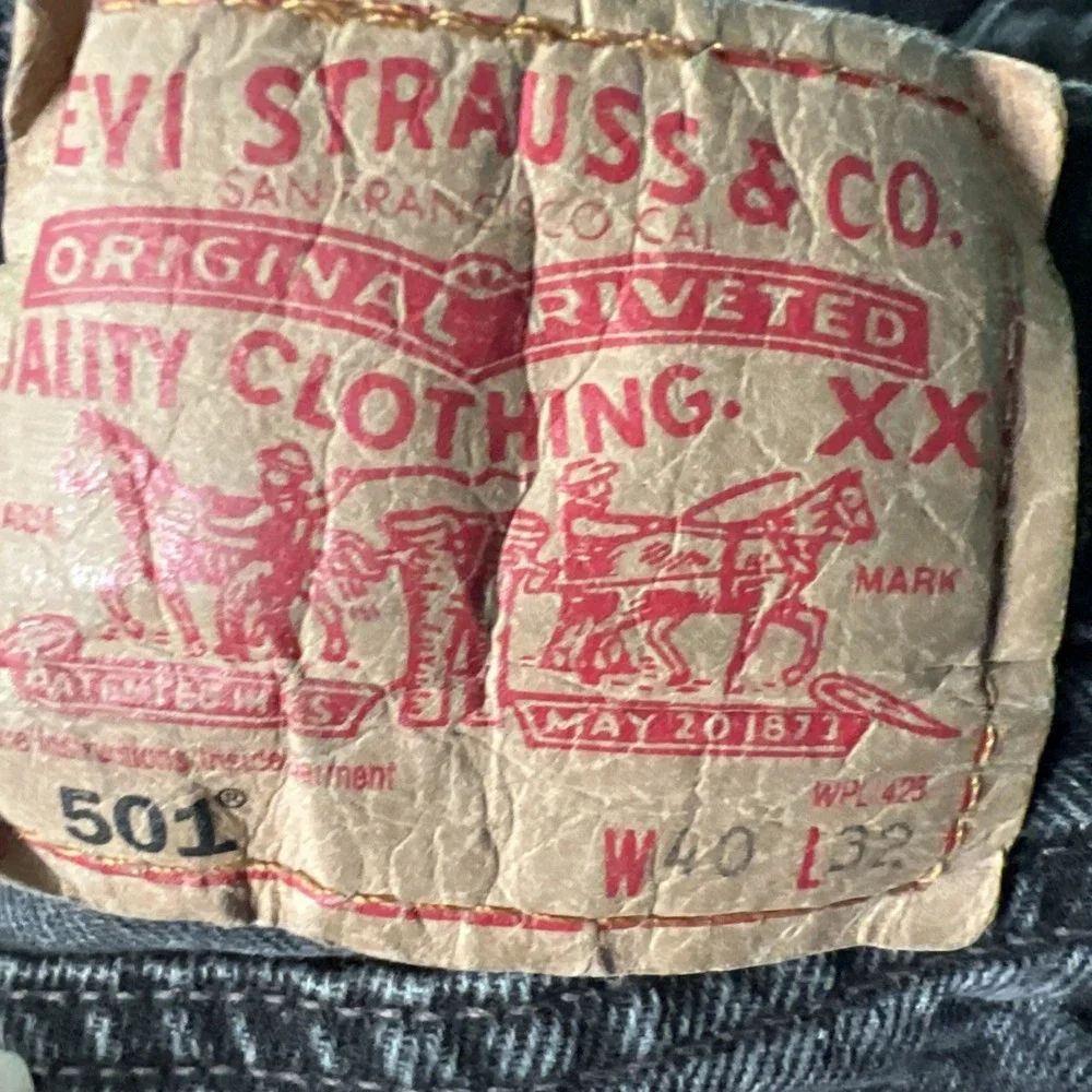 Vintage Levi 501 Jeans 2000's Denim Black Buttonfly Size 40x32‎